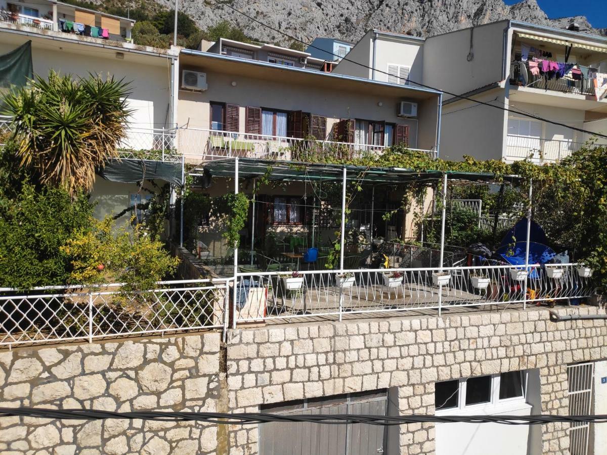 Apartments Niko Omiš Exteriér fotografie