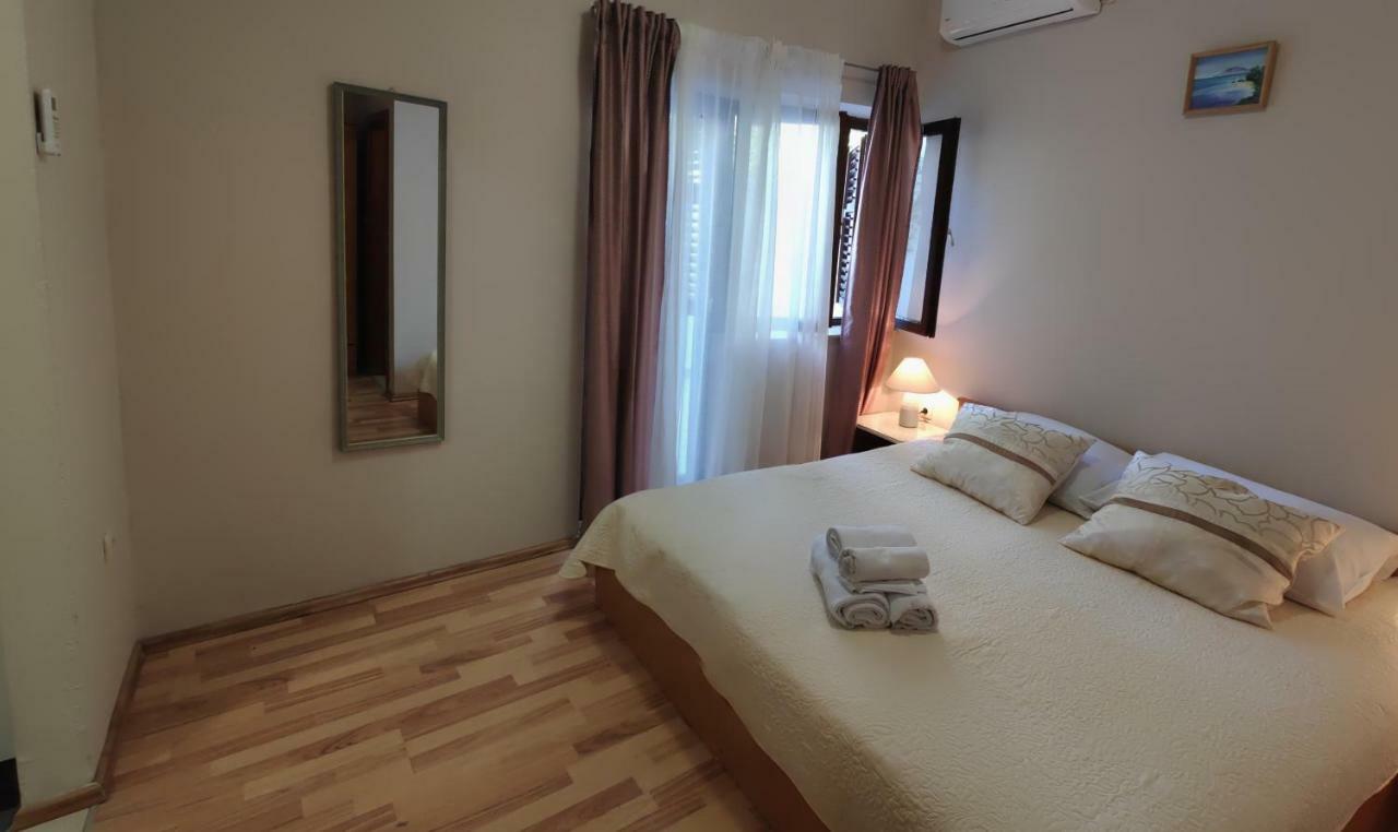 Apartments Niko Omiš Exteriér fotografie